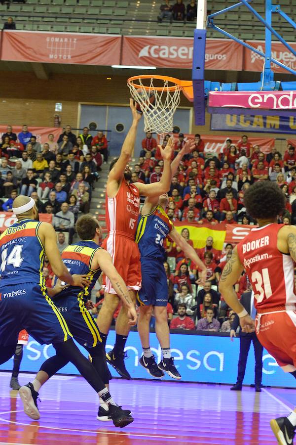 El conjunto universitario no levanta cabeza ante el conjunto entrenado por Ibon Navarro, predecesor en el banquillo murciano de Javi Juárez