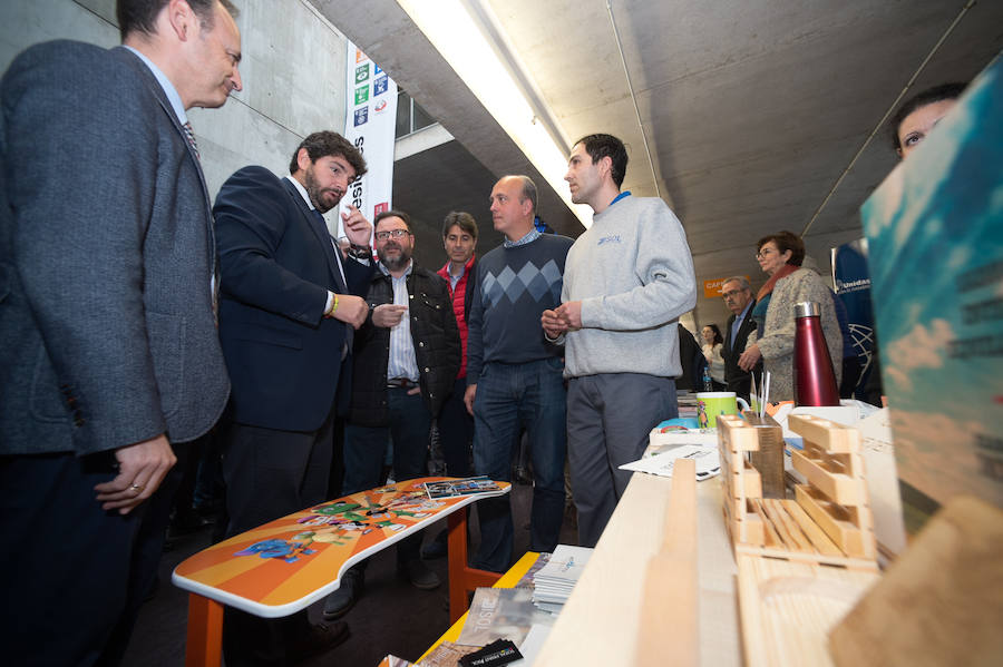 Hasta abril de 2021, la UMU dedicará cada mes a divulgar y concienciar con diversas actividades sobre esta cuestión. El plan fue presentado este jueves en la Facultad de Economía y Empresa