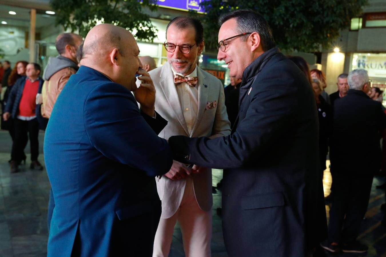 El alcalde de Cieza, Pascual Lucas, y el concejal de Turismo, Antonio Moya, durante la presentación de la programación a la sociedad murciana.