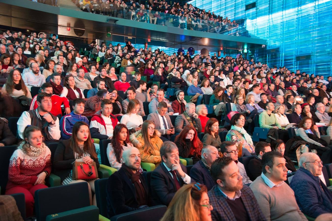 La Escuela de Hostelería celebra sus 25 años con una jornada formativa con siete estrellas Michelin para mil alumnos y docentes