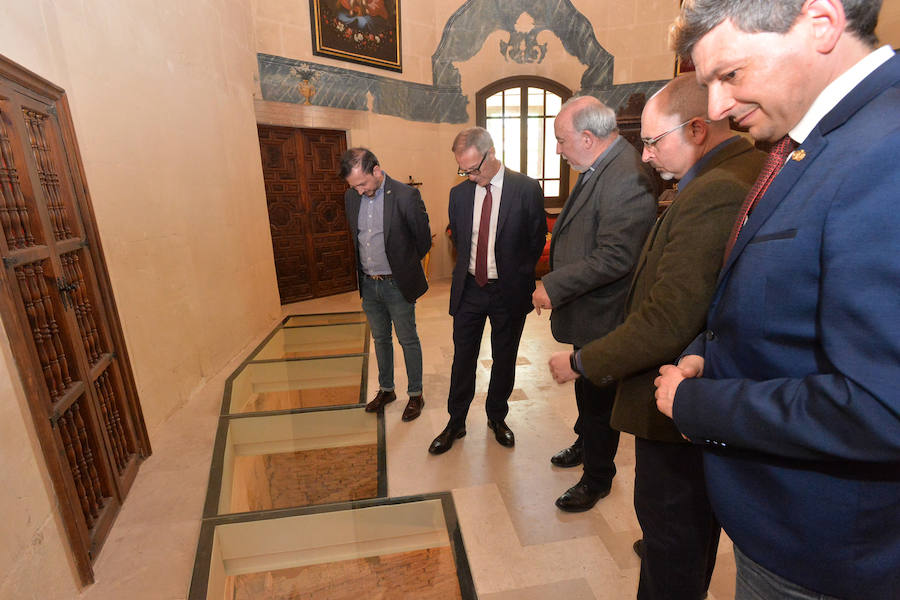 José Guirao ha considerado que la Semana Santa de Lorca es «un tesoro que hay que valorar y difundir por ser única, especial, riquísima»