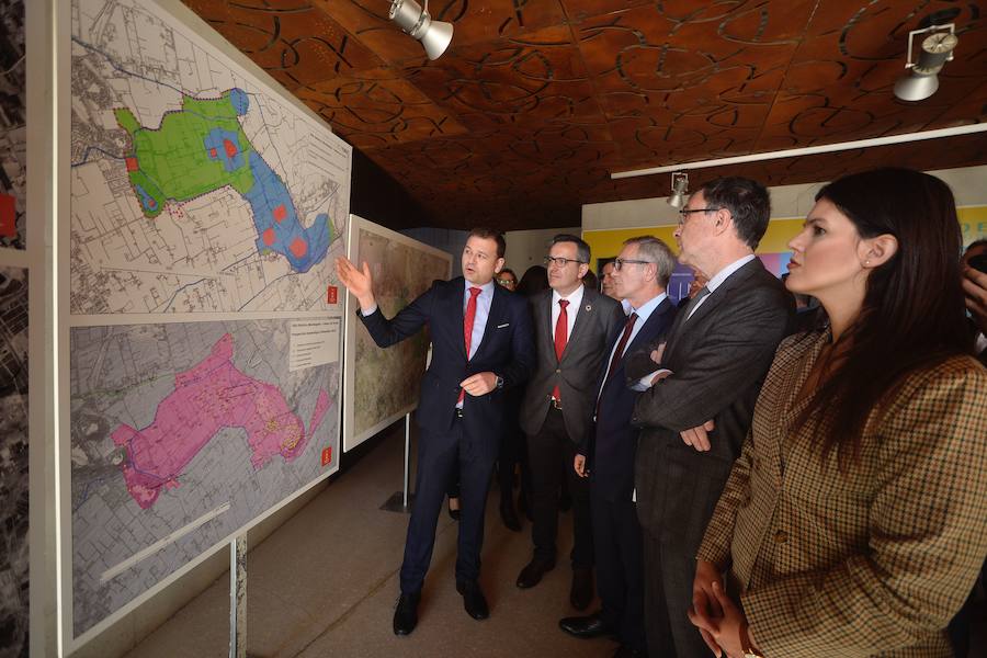 El titular de la cartera de Cultura y Deporte apuntó que el proyecto se desarrollará «como mínimo a lo largo de 15 o 20 años», aunque espera que, «en el plazo de dos o tres años», se puedan ir abriendo zonas