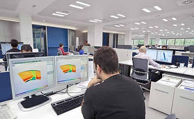 ¿Trabajar solo cuatro días a la semana por el mismo sueldo? La jornada laboral que pronto podría llegar a España