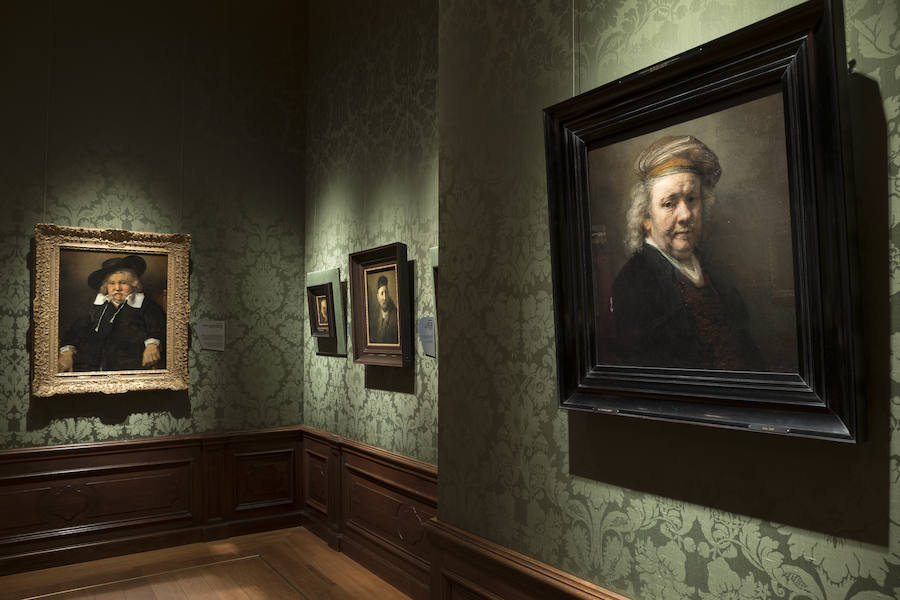 Holanda celebra el genio rebelde de Rembrandt. El Rijksmusem muestra completa su fabulosa colección del innovador y herético 'maestro de la luz' junto a otros museos del país. Imágenes facilitadas por los distintos museos: Rijksmuseum, Casa Rembrandt, Mauritshuis, organización del año Rembrandt y Royal Delft.