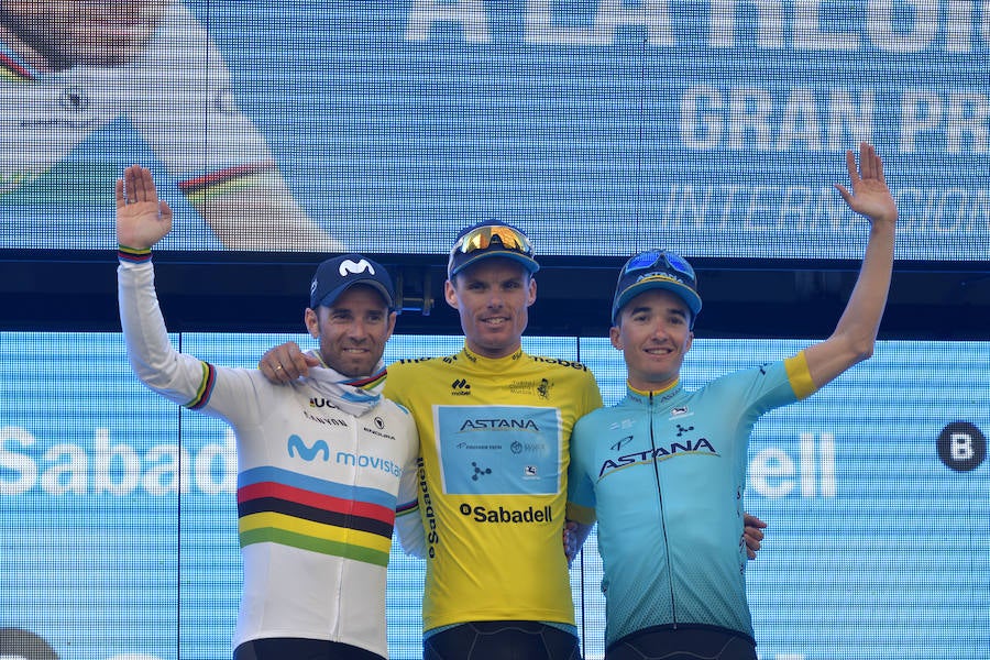 El muleño llegó a la meta acompañado por el también murciano y campeón del mundo Alejandro Valverde