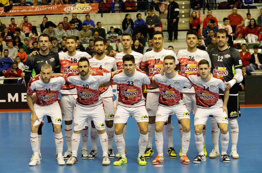 ElPozo y el Barça protagonizan un partido muy bonito que acaba con el empate en los últimos minutos del encuentro gracias a los goles de Miguelín y Álex.