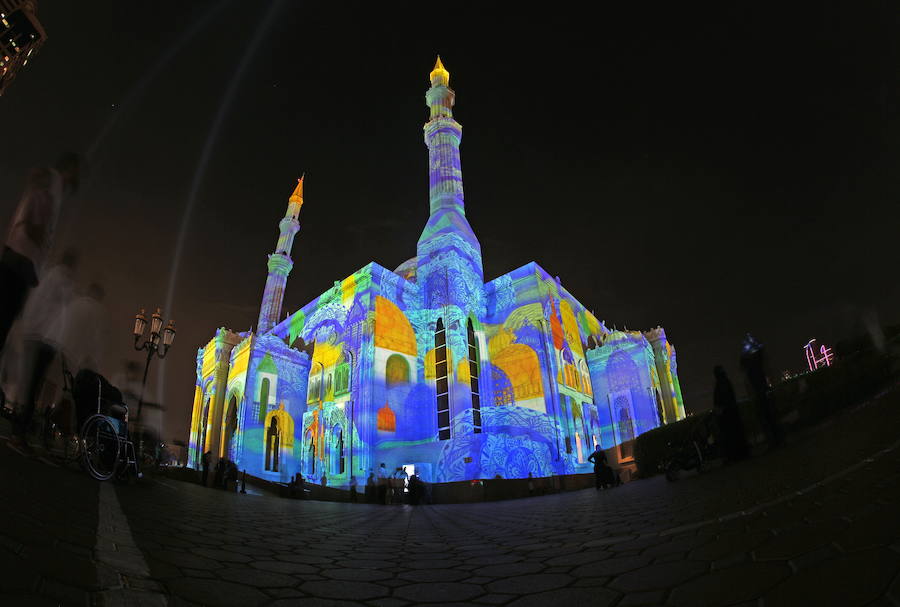 Artistas de todo el mundo se reúnen para celebrar la ciencia, la creatividad y el patrimonio durante el Festival Sharjah Light 2019, que ya está en su noveno año.