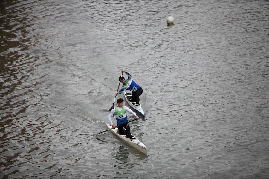 La prueba concluye con una participación récord de 700 palistas y tras una espectacular de competición en el río Segura