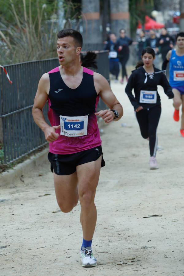 En la mañana de este domingo se celebró la carrera solidaria en favor de la ONG 'Save the Chrildren' en el Malecón de Murcia.