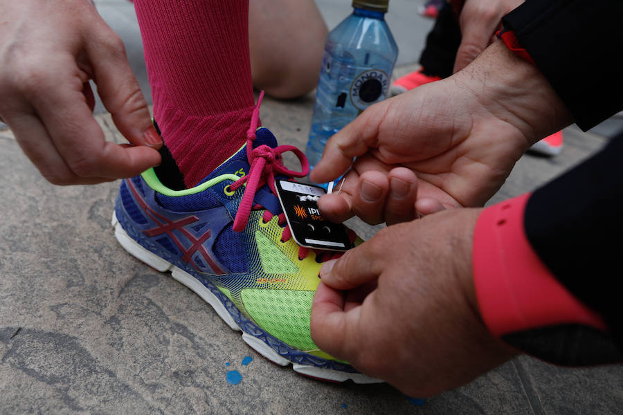 En la mañana de este domingo se celebró la carrera solidaria en favor de la ONG 'Save the Chrildren' en el Malecón de Murcia.