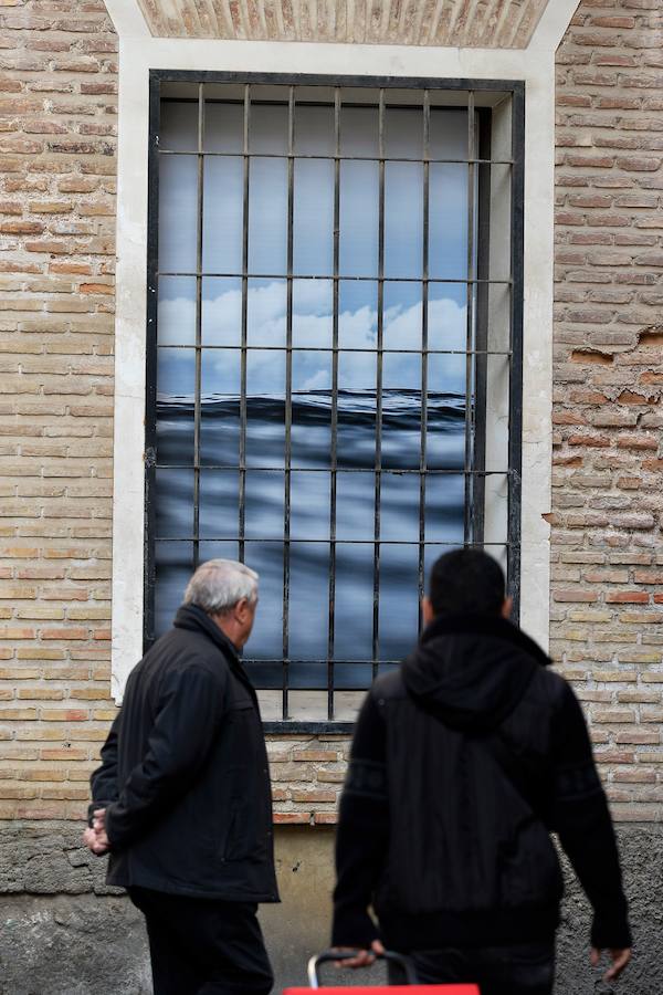 Las instantáneas se han tomado en lugares como el Paseo de Corvera, el río Segura, el edficio Guillamón y las cúpulas de los inmuebles modernistas de la Casa Cerdá