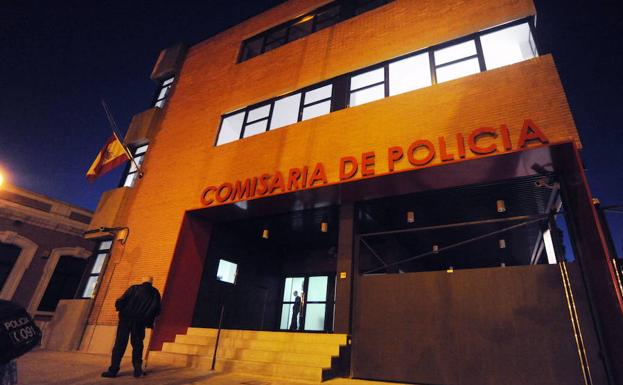 Detienen a un agente de seguros en Murcia por estafar más de 45.000 euros a 70 clientes