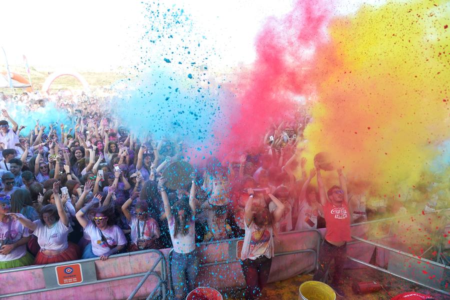 5 kilómetros de polvo de colores en el Cabezo