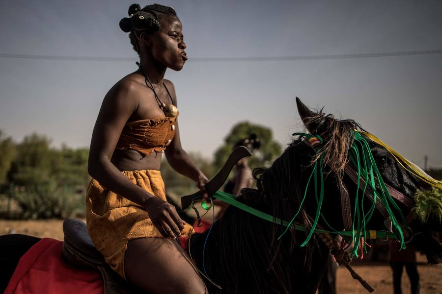 El festival de cine más grande de África celebra su 50 aniversario, impulsado por sus contribuciones a los industria del cine pero eclipsada por problemas de seguridad en el país anfitrión Burkina Faso.