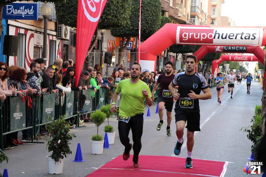 Alejandro Roldán y Ana Vanesa Ruiz vencen en Alcantarilla. El atleta del Virus Trail Running completó los 14 kilómetros en 47,36 minutos, por los 58,31 para la corredora del C.A. Puertas Lorca