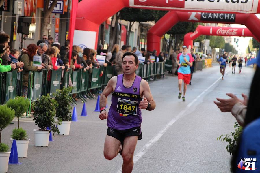 Alejandro Roldán y Ana Vanesa Ruiz vencen en Alcantarilla. El atleta del Virus Trail Running completó los 14 kilómetros en 47,36 minutos, por los 58,31 para la corredora del C.A. Puertas Lorca