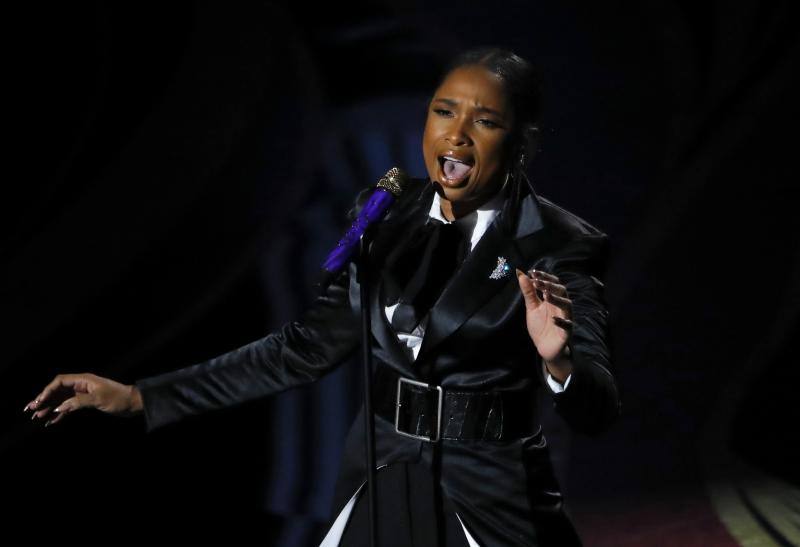 La cantante Jennifer Hudson interpreta 'I’ll Fight' del documental 'RBG'.