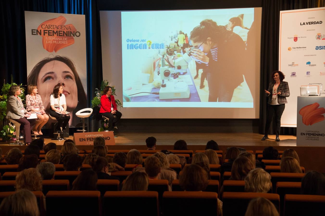 La primera jornada del evento que organiza 'La Verdad' reúne en Cartagena a más de 200 asistentes 