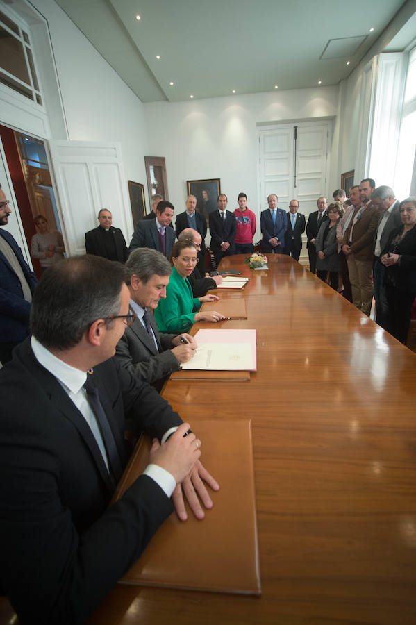 El secretario de Estado de Infraestructuras califica las palabras de López Miras como «una mentira muy grande»