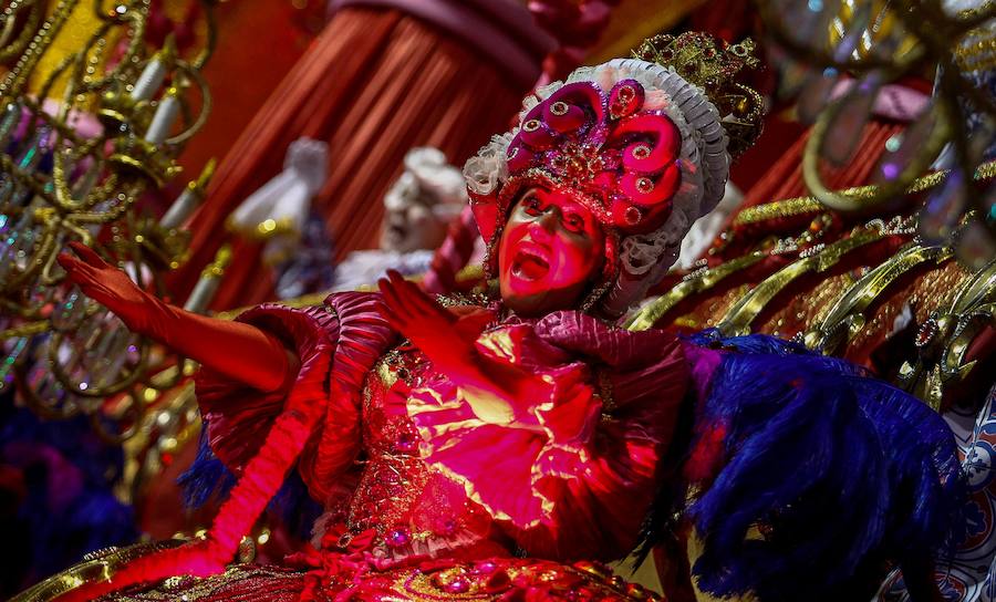 El desfile del Carnaval en Sao Paulo, Brasil, es uno de los eventos más importantes del país