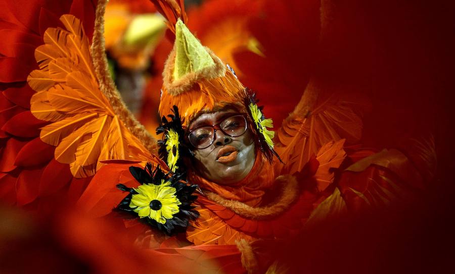 El desfile del Carnaval en Sao Paulo, Brasil, es uno de los eventos más importantes del país