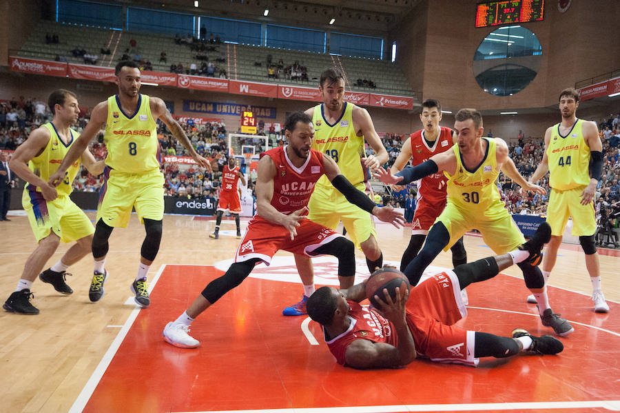 Los de Sito Alonso gana al campeón de la Copa del Rey por un punto en el Palacio de los Deportes