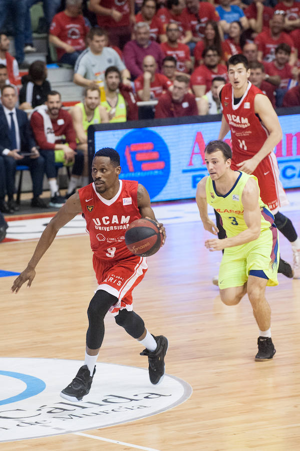 Los de Sito Alonso gana al campeón de la Copa del Rey por un punto en el Palacio de los Deportes