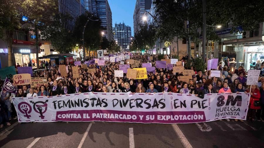 La gran marcha por en el Día Internacional de la Mujer arranca en el centro de Murcia con el recuerdo de la jornada histórica vivida hace ahora un año