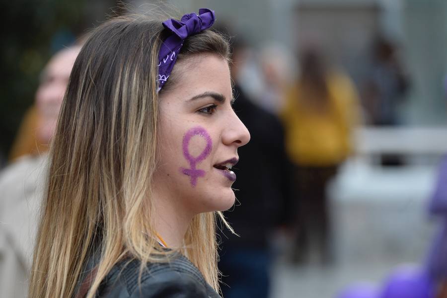 La gran marcha por en el Día Internacional de la Mujer arranca en el centro de Murcia con el recuerdo de la jornada histórica vivida hace ahora un año