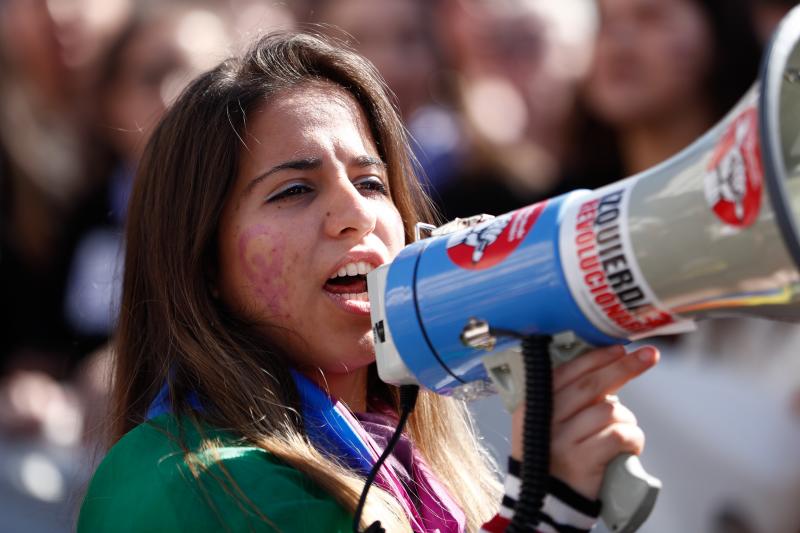 Una marea morada recorre todo el país para reivindicar la igualdad de género