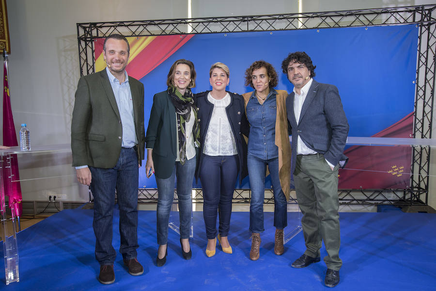 «No van a encontrar aquí a un partido retrógrado, que penaliza ni que legisla en contra de la mayoría ni que divide a los españoles», asegura el líder del PP en una convención nacional del partido sobre familia e igualdad