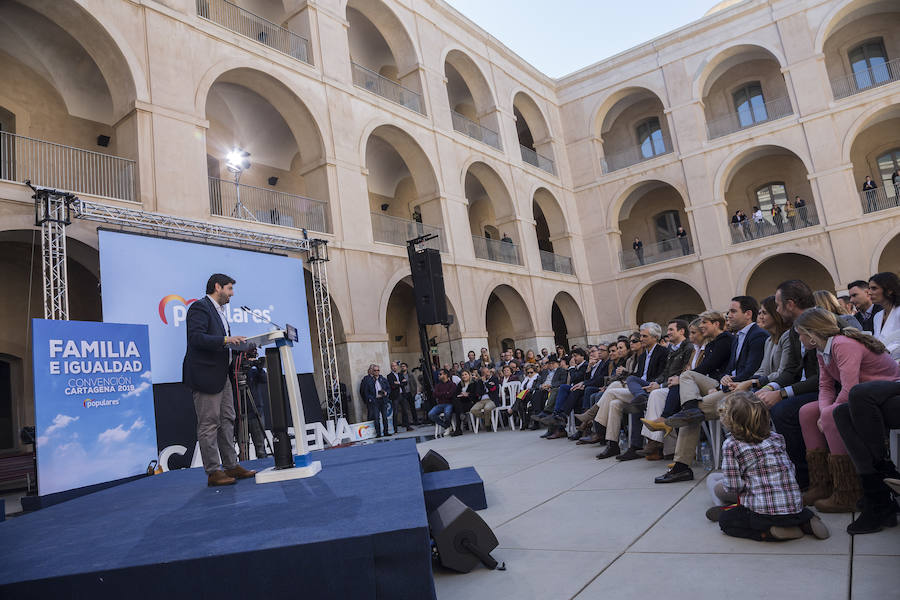 «No van a encontrar aquí a un partido retrógrado, que penaliza ni que legisla en contra de la mayoría ni que divide a los españoles», asegura el líder del PP en una convención nacional del partido sobre familia e igualdad