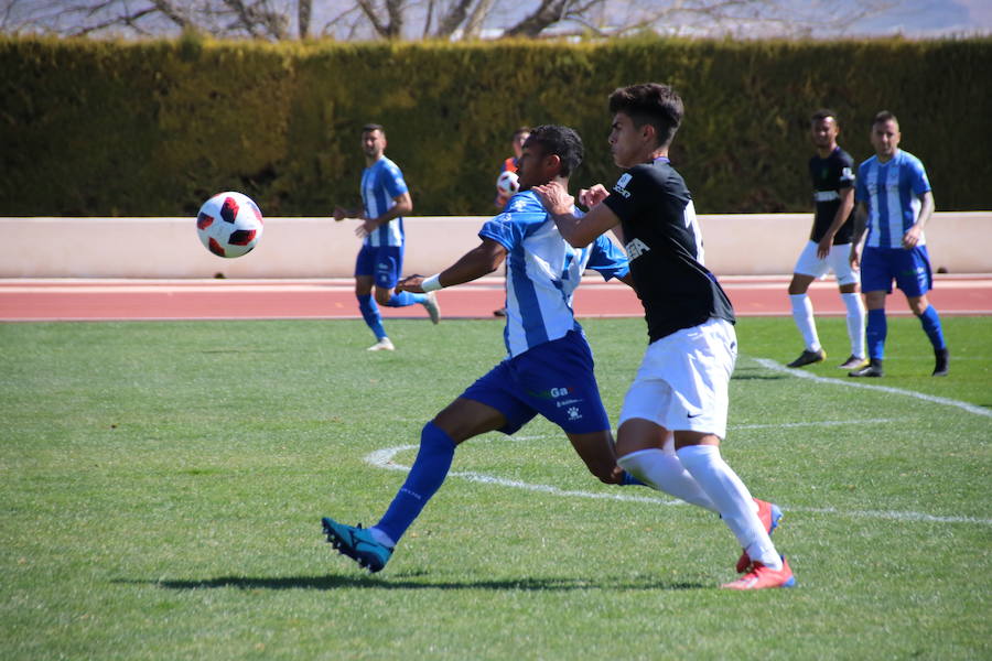 Empate de los de Pontes ante el colista en un partido en el que los locales fueron superiores, pero no tuvieron acierto de cara a la portería rival