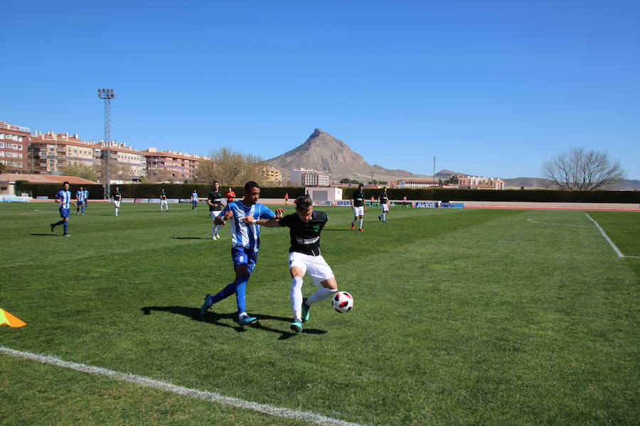 Empate de los de Pontes ante el colista en un partido en el que los locales fueron superiores, pero no tuvieron acierto de cara a la portería rival