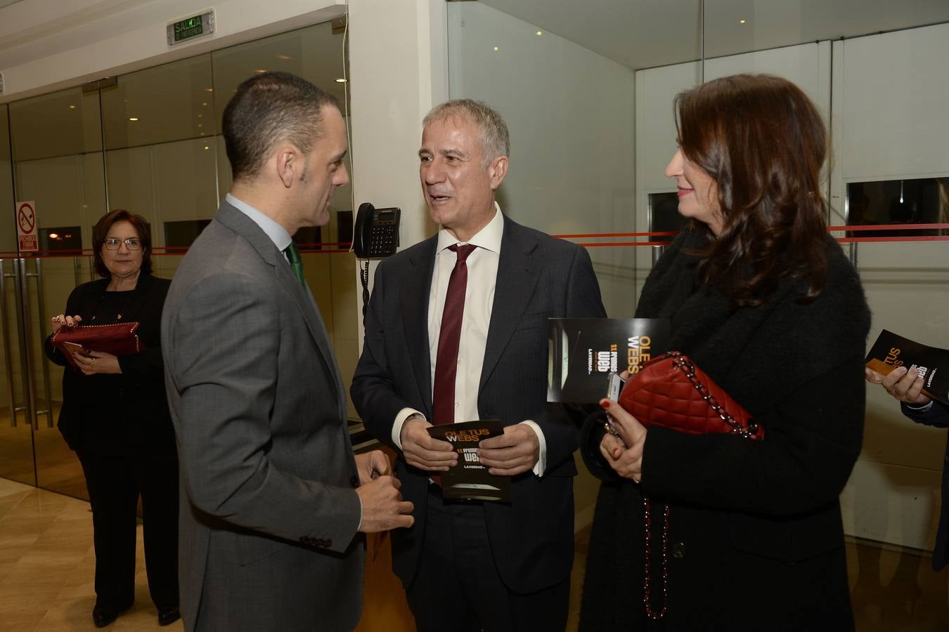 Los Premios Web de laverdad.es cerraron este jueves por la noche su XI edición en un acto en el Auditorio Víctor Villegas de Murcia conducido por el actor y humorista Alex O'Dogherty