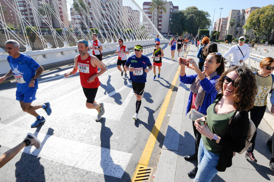 Andrés Mico consigue la victoria en 1 hora y 9 minutos, mientras que Inma Pérez hace una marca de 1 hora y 26 minutos y se lleva la prueba femenina