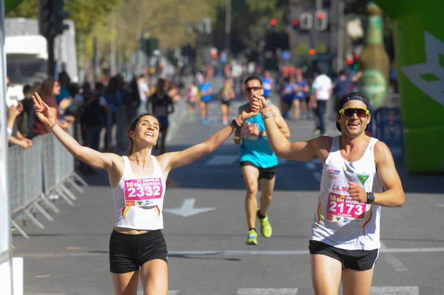 Andrés Mico consigue la victoria en 1 hora y 9 minutos, mientras que Inma Pérez hace una marca de 1 hora y 26 minutos y se lleva la prueba femenina