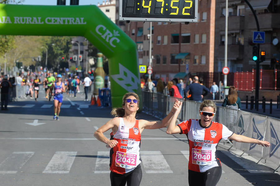 Andrés Mico consigue la victoria en 1 hora y 9 minutos, mientras que Inma Pérez hace una marca de 1 hora y 26 minutos y se lleva la prueba femenina