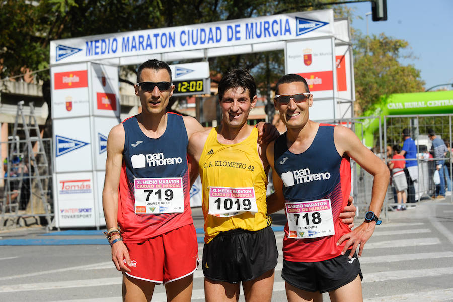 Andrés Mico consigue la victoria en 1 hora y 9 minutos, mientras que Inma Pérez hace una marca de 1 hora y 26 minutos y se lleva la prueba femenina