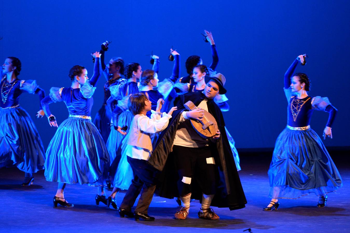 El Auditorio Víctor Villegas acogió el estreno del primer musical dedicado a la figura del imaginero barroco Francisco Salzill