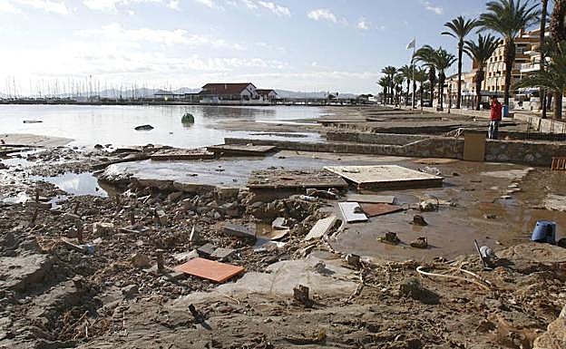 Daños por avenidas.