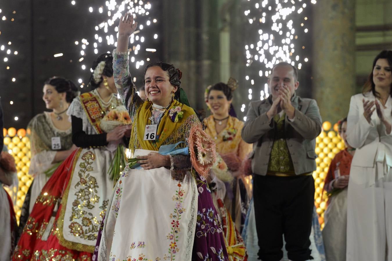 Isabel López, de la peña El Mortero, ha sido elegida Reina de la Huerta. Candela Sánchez, de El Ciazo de Torreagüera, gana el título de Reina Infantil