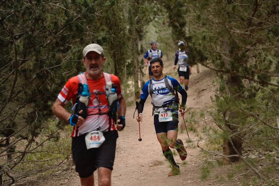 El corredor marroquí asentado en la Region es el más rápido en la prueba de trail running, seguido por el catalán Andreu Simón y el cántabro Borja Fernández