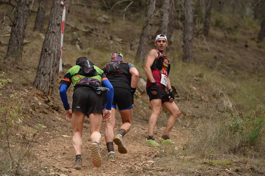 El corredor marroquí asentado en la Region es el más rápido en la prueba de trail running, seguido por el catalán Andreu Simón y el cántabro Borja Fernández