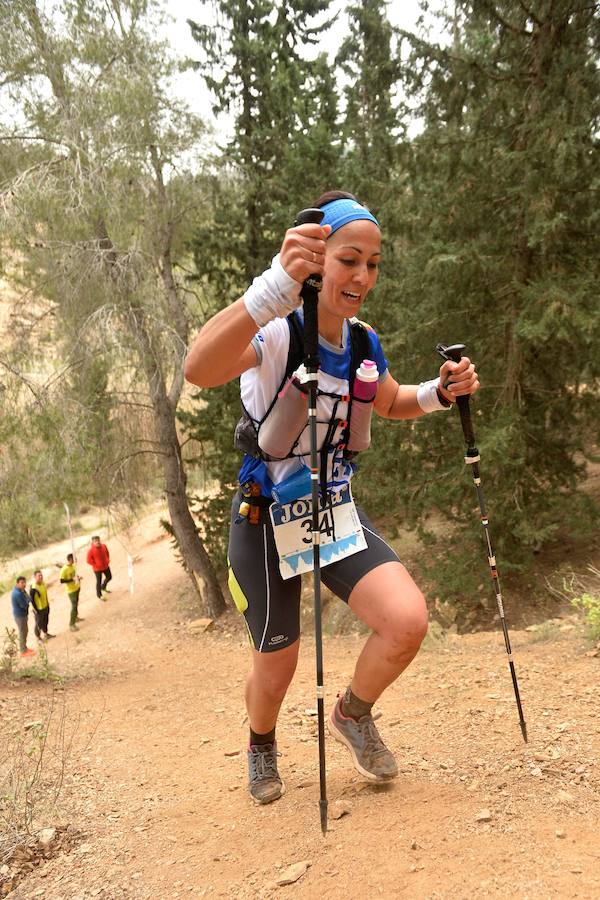 El corredor marroquí asentado en la Region es el más rápido en la prueba de trail running, seguido por el catalán Andreu Simón y el cántabro Borja Fernández