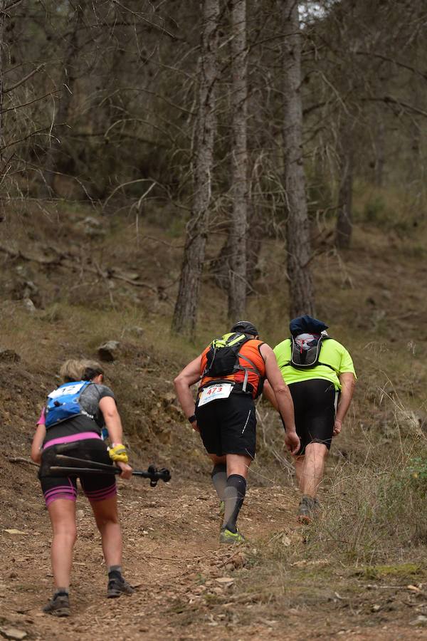 El corredor marroquí asentado en la Region es el más rápido en la prueba de trail running, seguido por el catalán Andreu Simón y el cántabro Borja Fernández