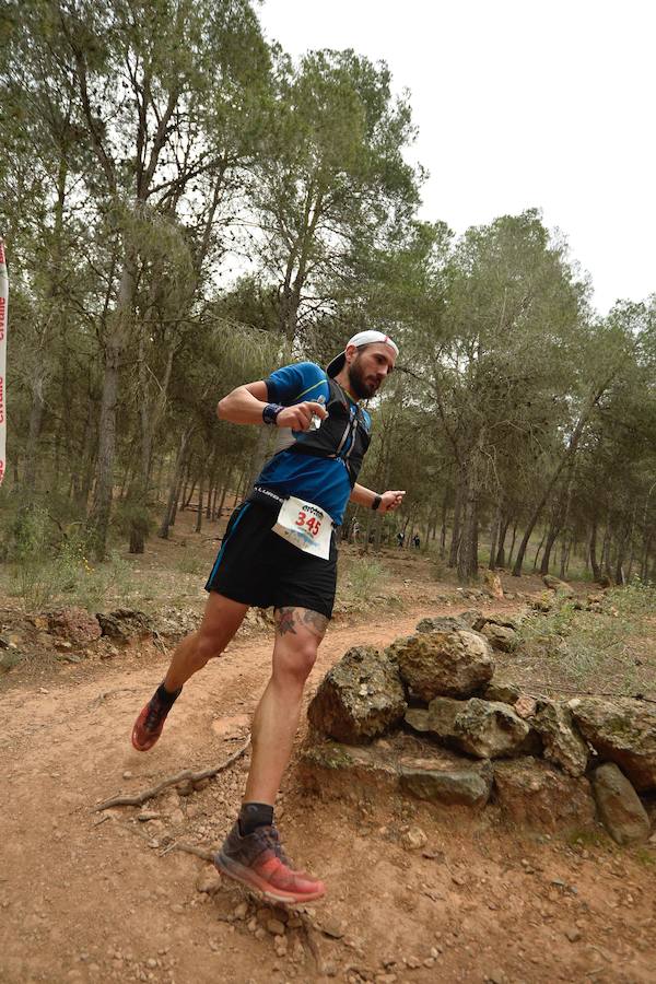 El corredor marroquí asentado en la Region es el más rápido en la prueba de trail running, seguido por el catalán Andreu Simón y el cántabro Borja Fernández