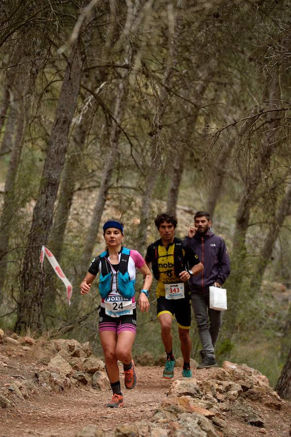 El corredor marroquí asentado en la Region es el más rápido en la prueba de trail running, seguido por el catalán Andreu Simón y el cántabro Borja Fernández