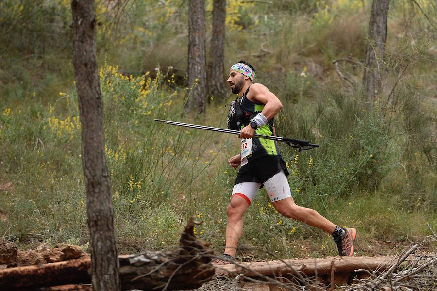 El corredor marroquí asentado en la Region es el más rápido en la prueba de trail running, seguido por el catalán Andreu Simón y el cántabro Borja Fernández