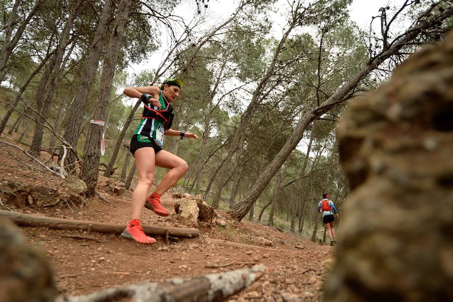 El corredor marroquí asentado en la Region es el más rápido en la prueba de trail running, seguido por el catalán Andreu Simón y el cántabro Borja Fernández